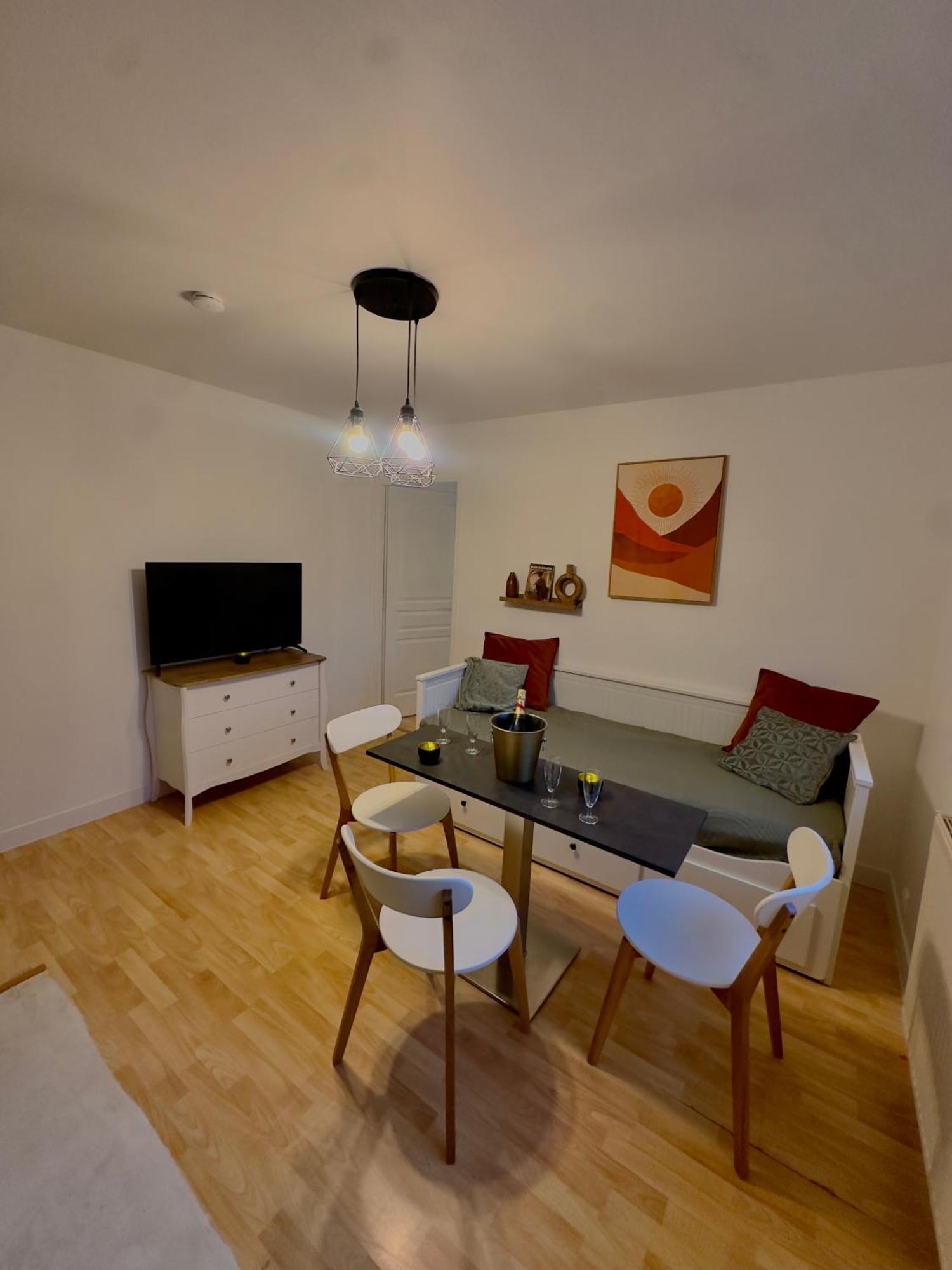 Appartement Chloe Du Lac Montferrat  Dış mekan fotoğraf